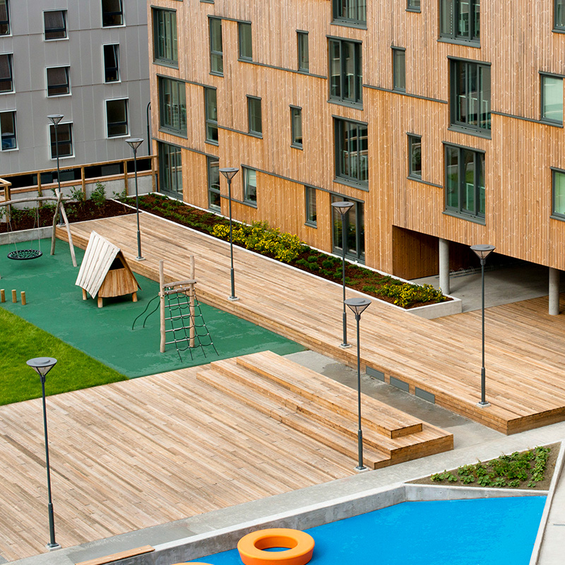 Thermory_Product-Line-Cards_Gallery_Benchmark-Pine-Decking-3