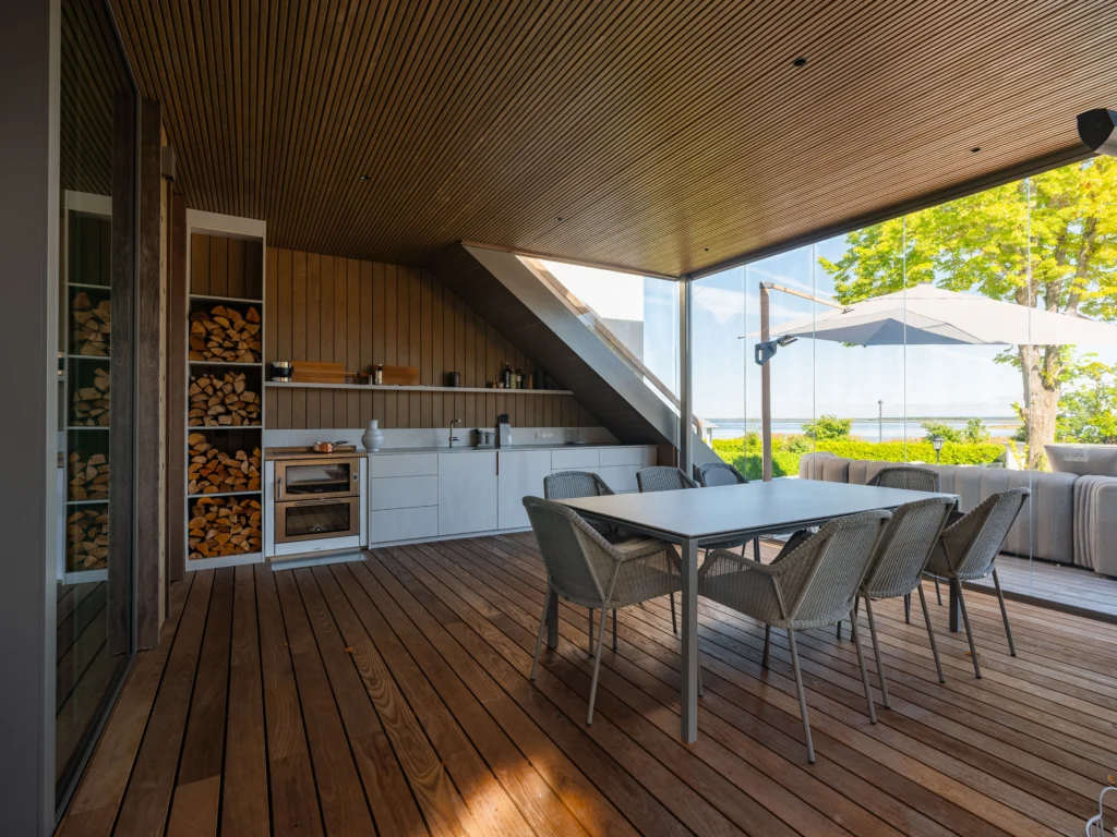 benchmark ash decking and cladding patio with table